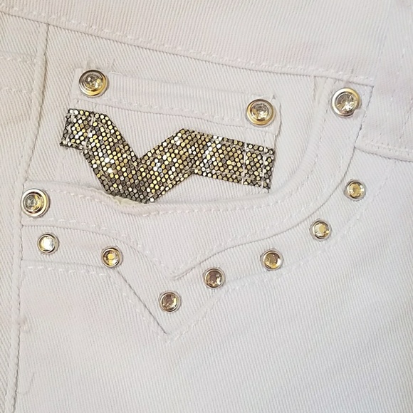 DANESI - Picture 5 of 8